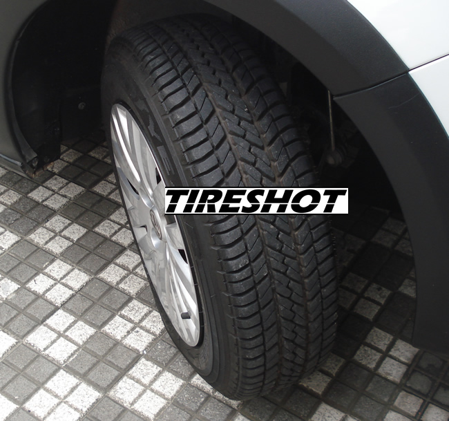 Tire Goodyear GT2